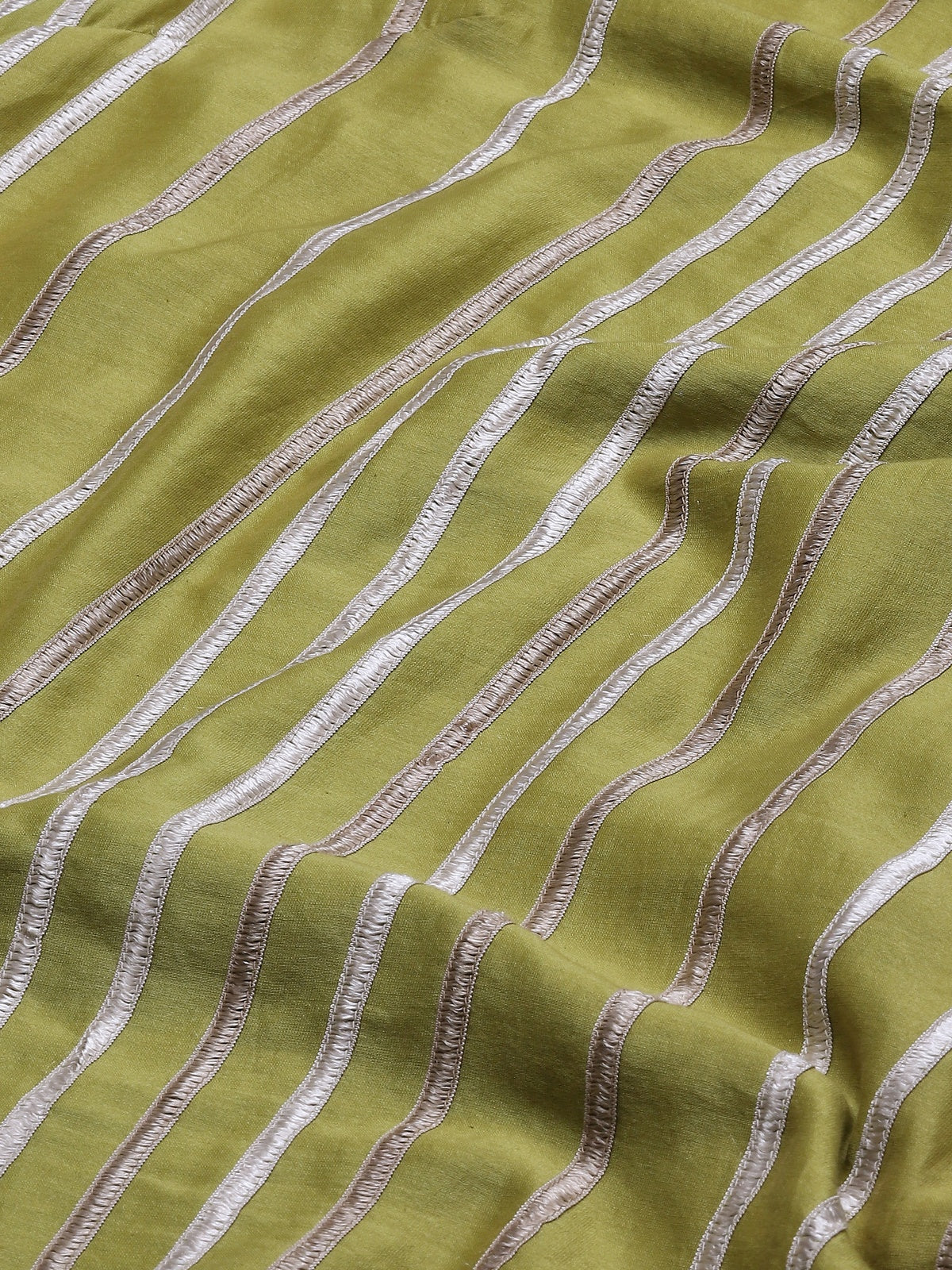 Tonal Lace Trim Kurta