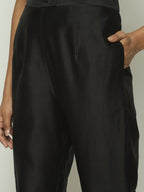 Solid Classics Tapered Pant