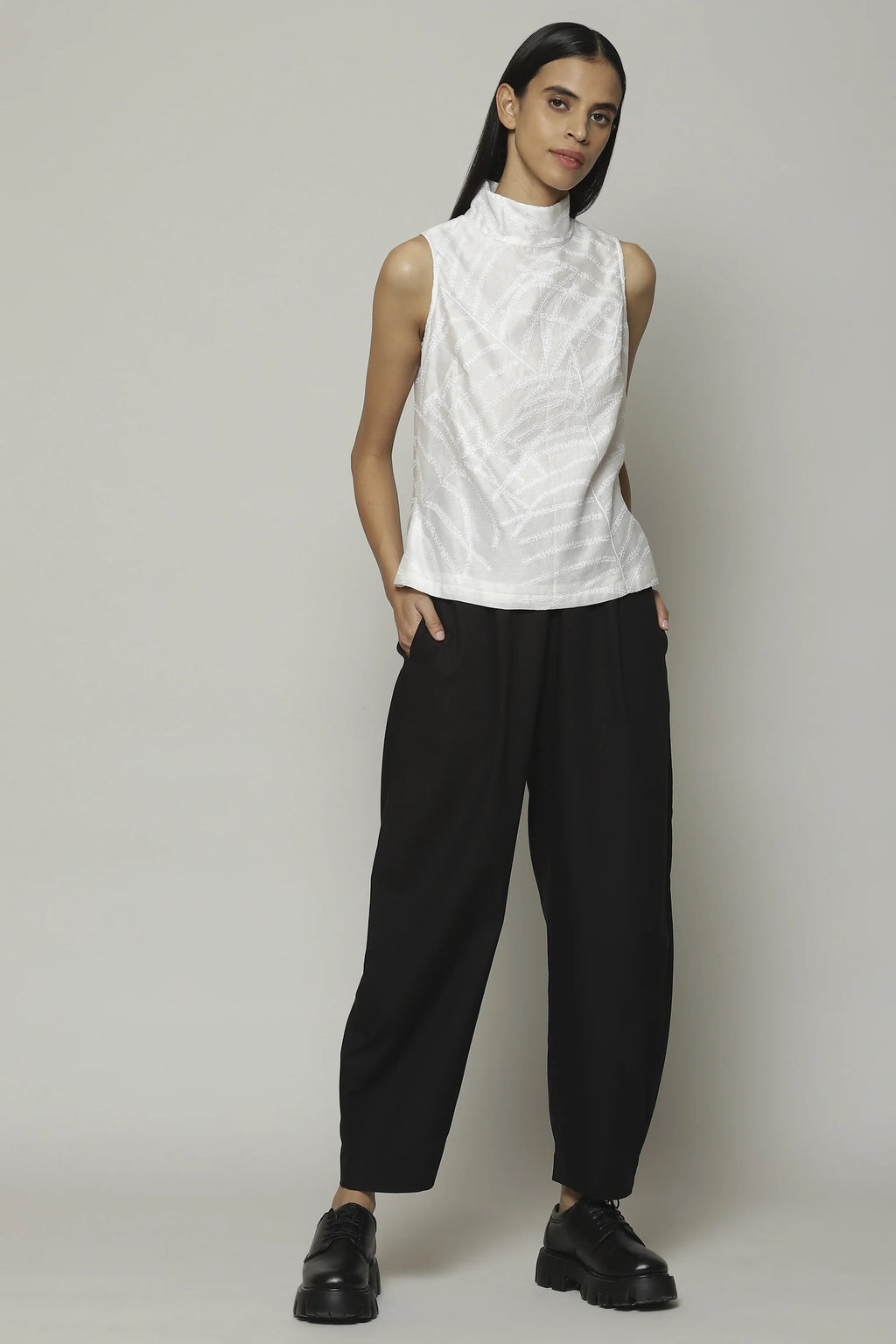 Fern Crewel Embroidered Silk X Cotton Top Ivory