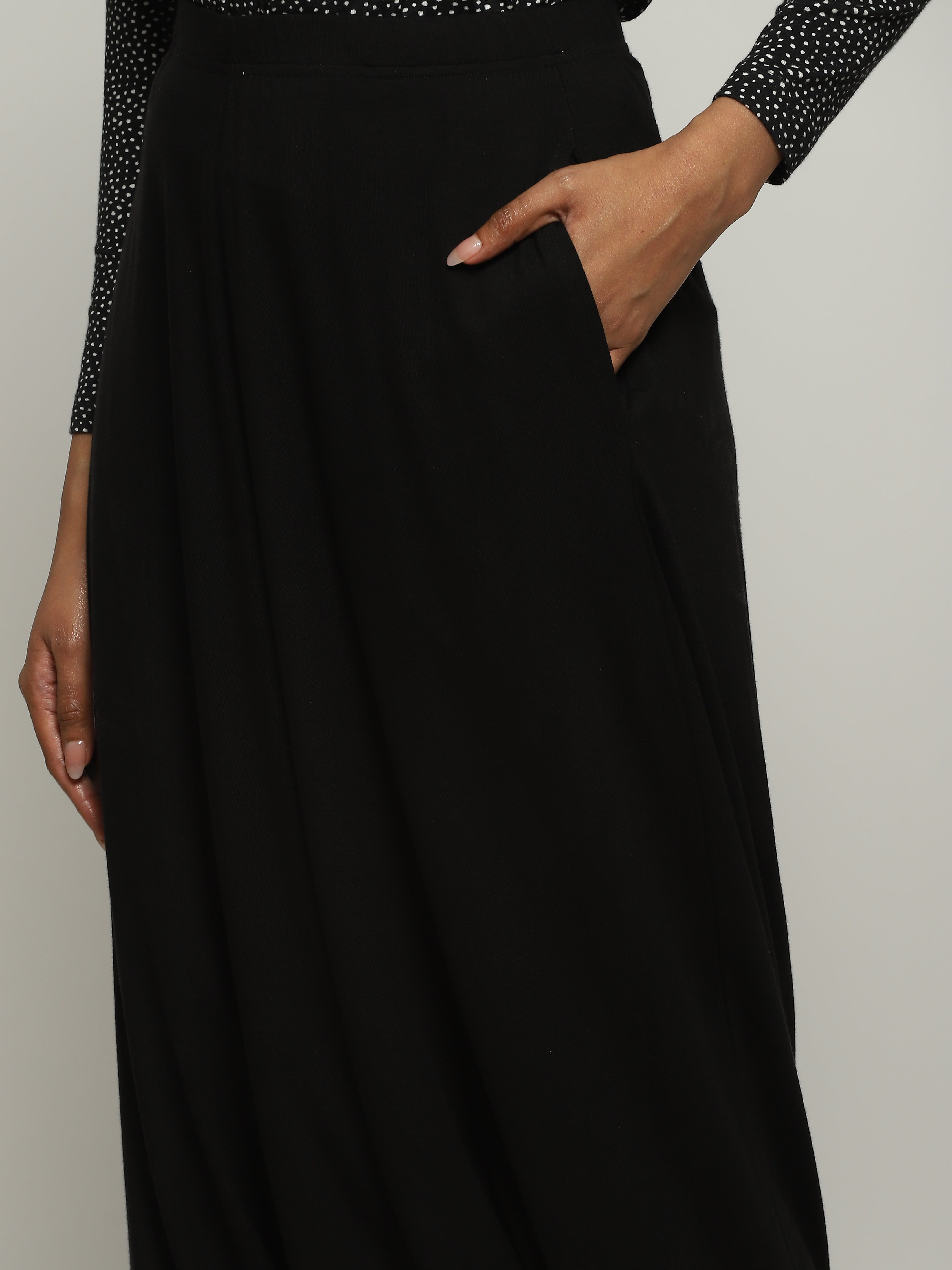 Solid Classics Trouser