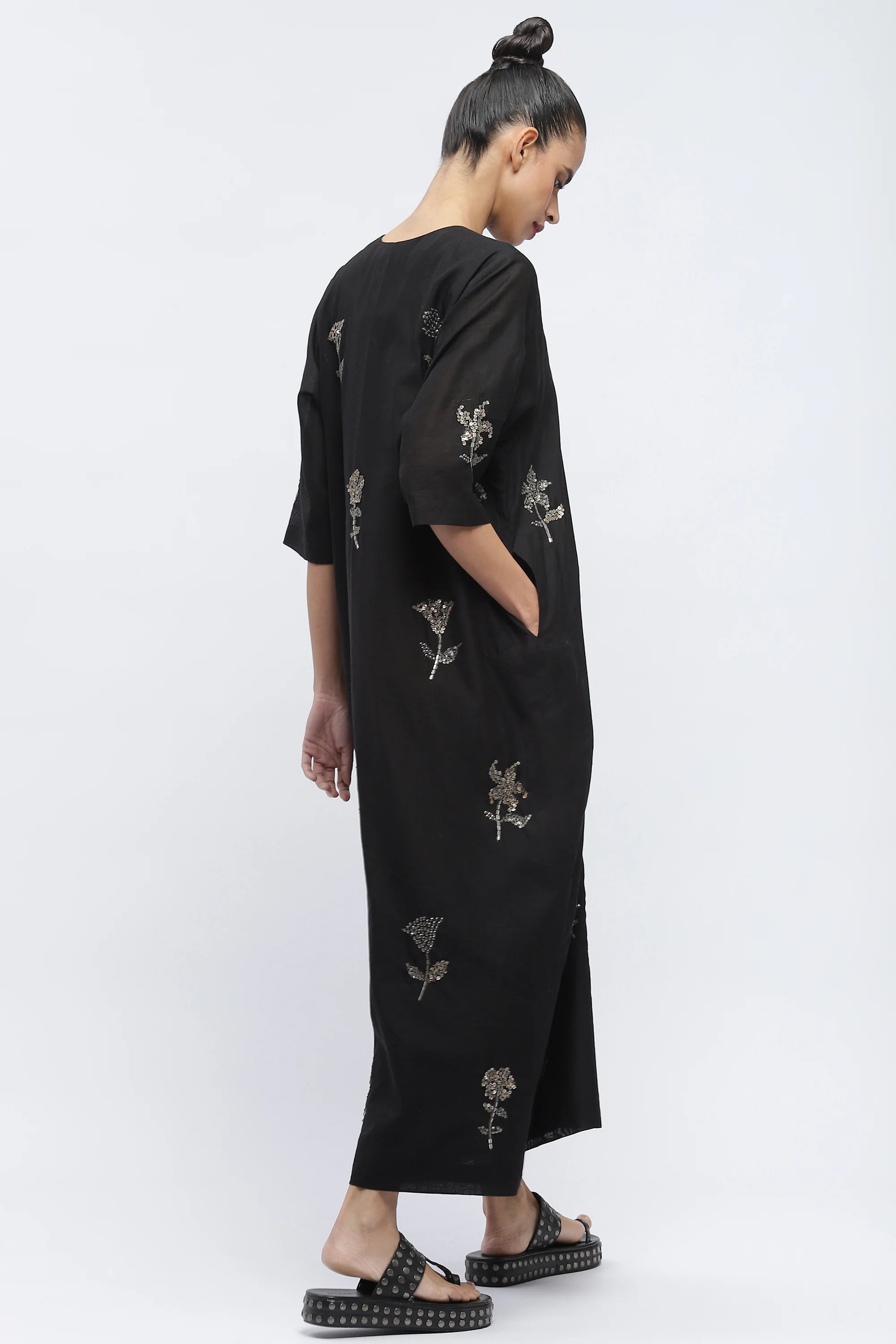 Sequin Buta Kaftan