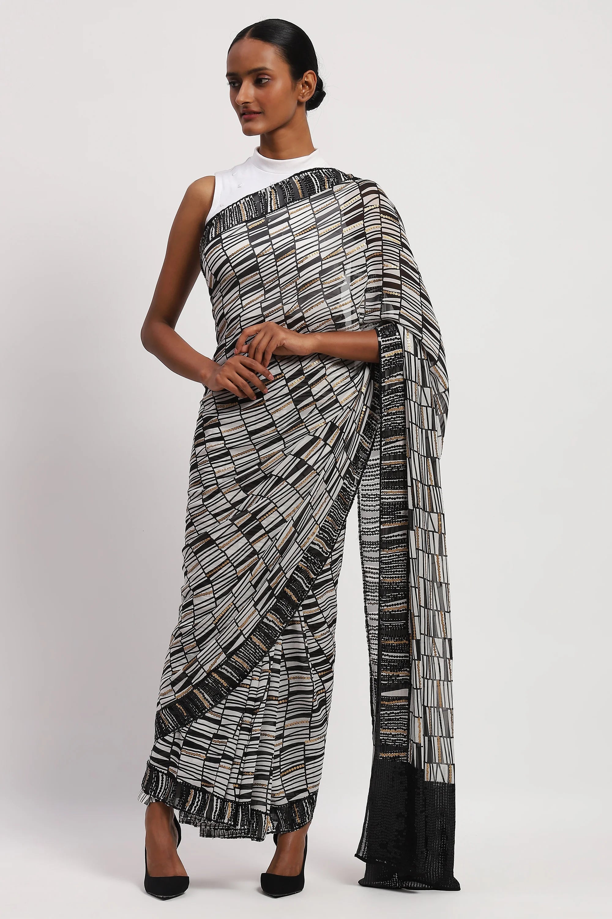 Broken Lines Sari