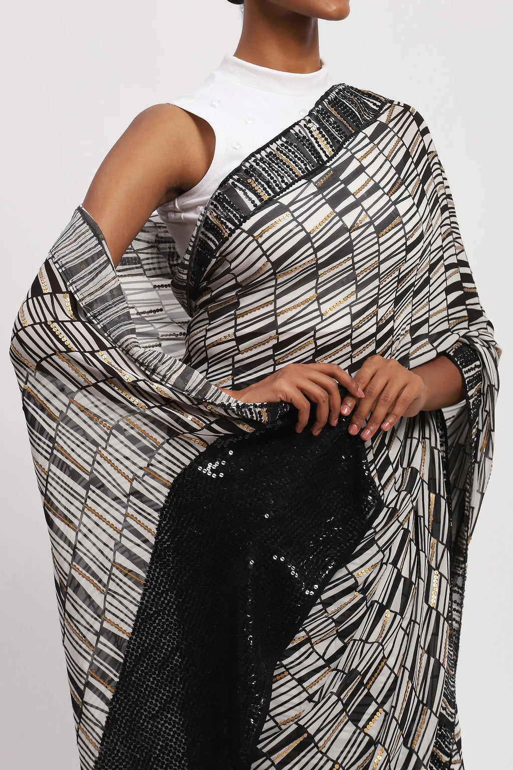 Broken Lines Sari