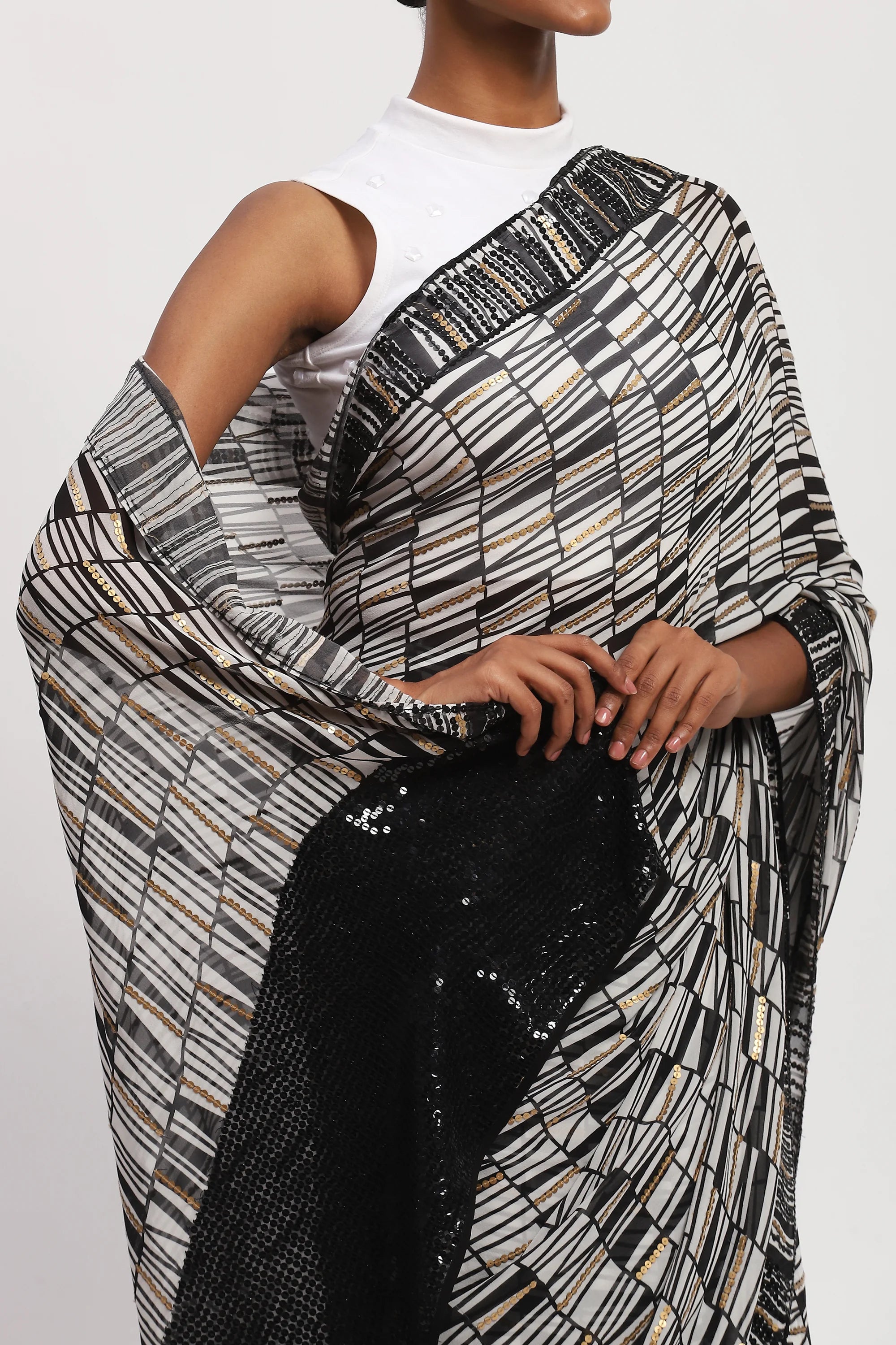 Broken Lines Sari