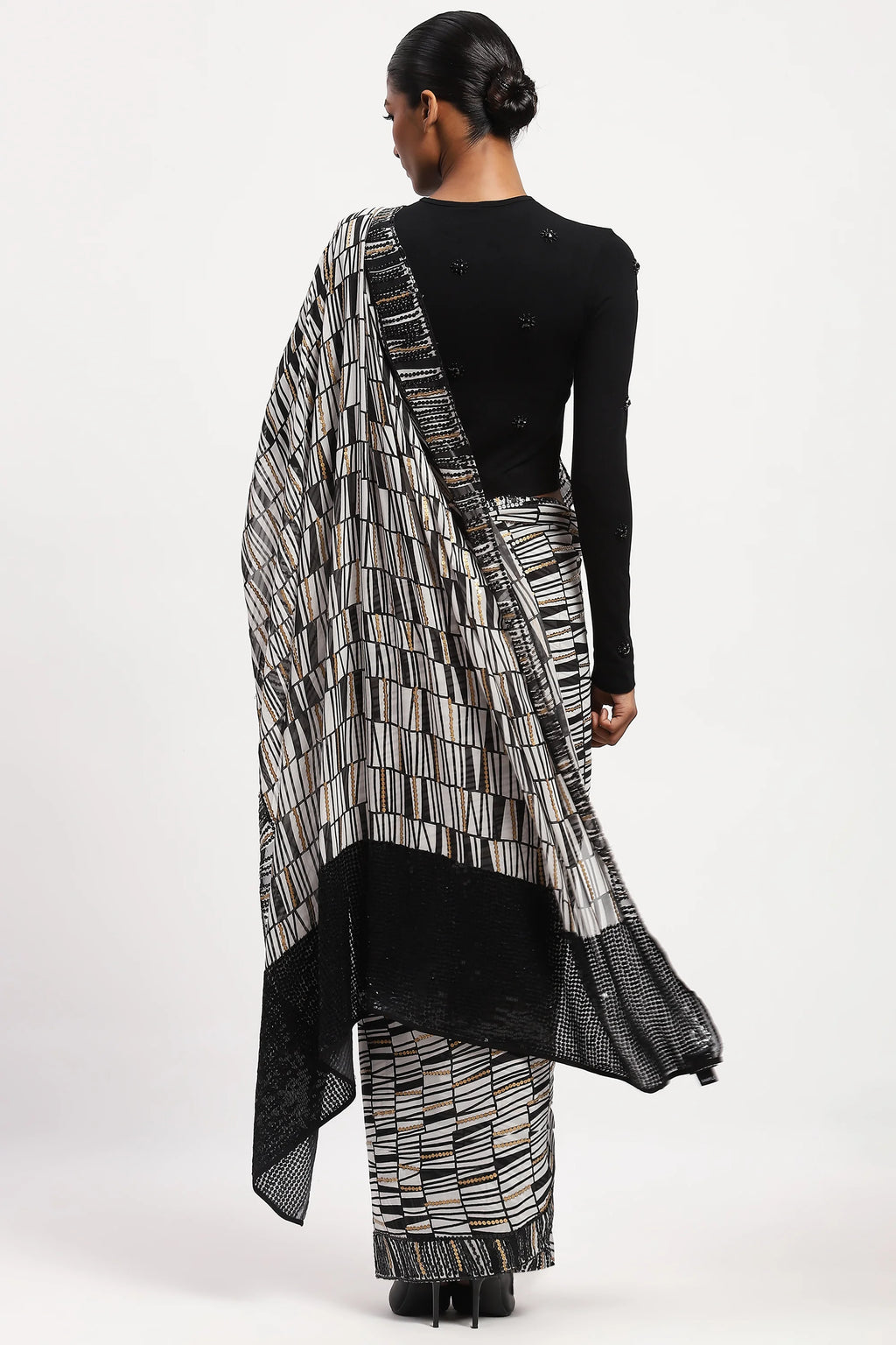 Broken Lines Sari