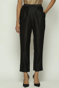 Solid Classics Tapered Pant
